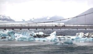 Bridge over Jökulsárlón