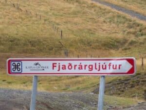 Driving to Fjaðrárgljúfur Driving to Fjaðrárgljúfur