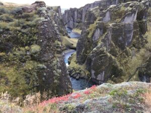 Fjaðrárgljúfur gorge Fjaðrárgljúfur gorge