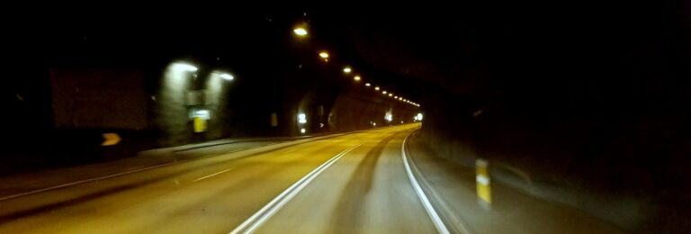 inside hvalfjarðargöng tunnel