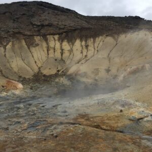 Hverir suphur pits