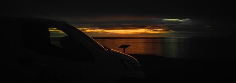 Backpackers in Iceland