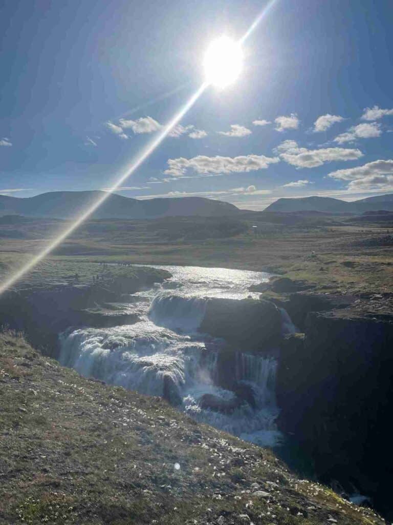 The waterfall by Fosslaug. 